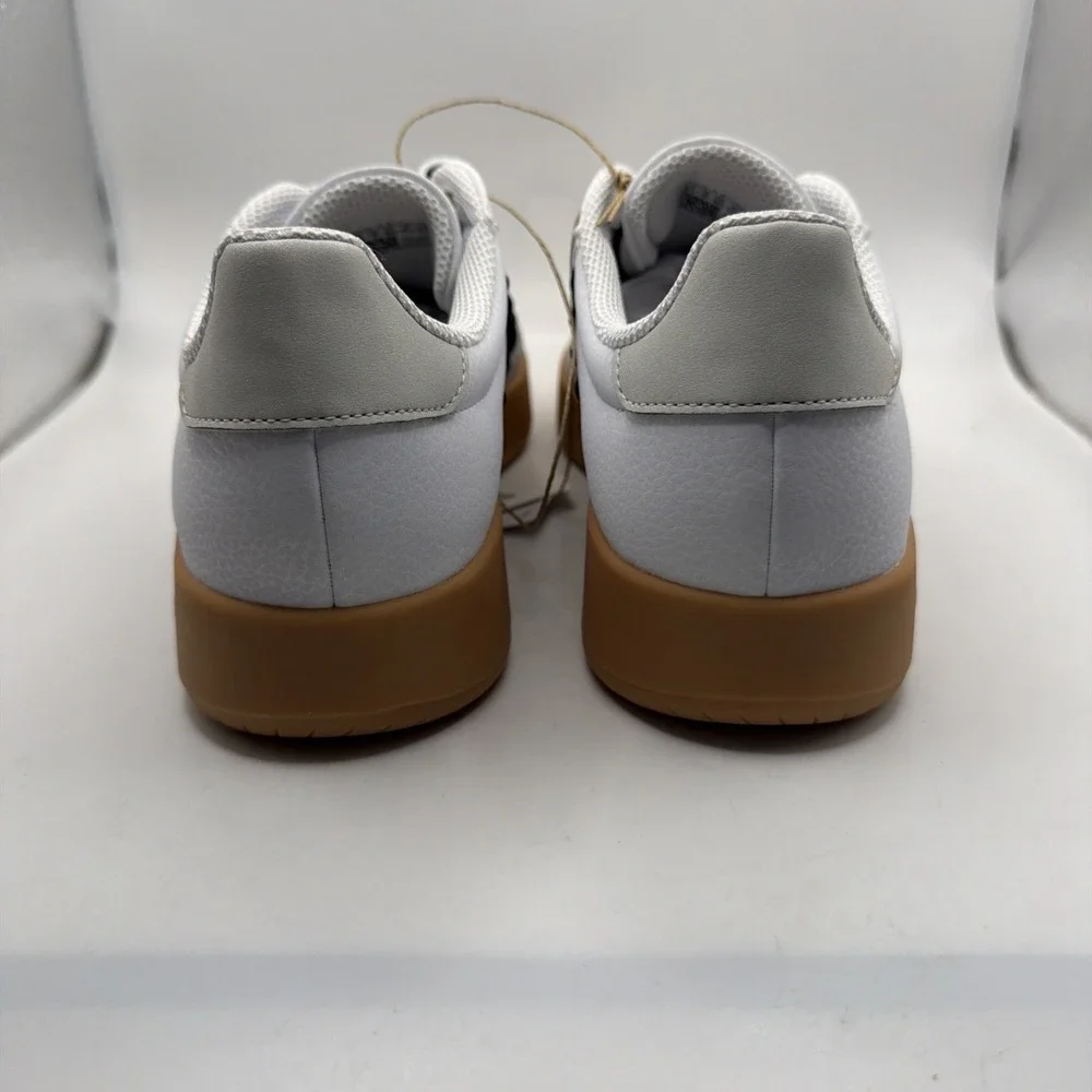 Adidas Women‎ White Black Gum Sole Low Top Striped Athletic Sneakers . Size 6.5